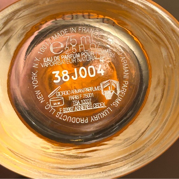 Giorgio Armani Armani Mania Women's Fragrance - 2.5Oz / 75mL 65% full - Picture 4 of 8